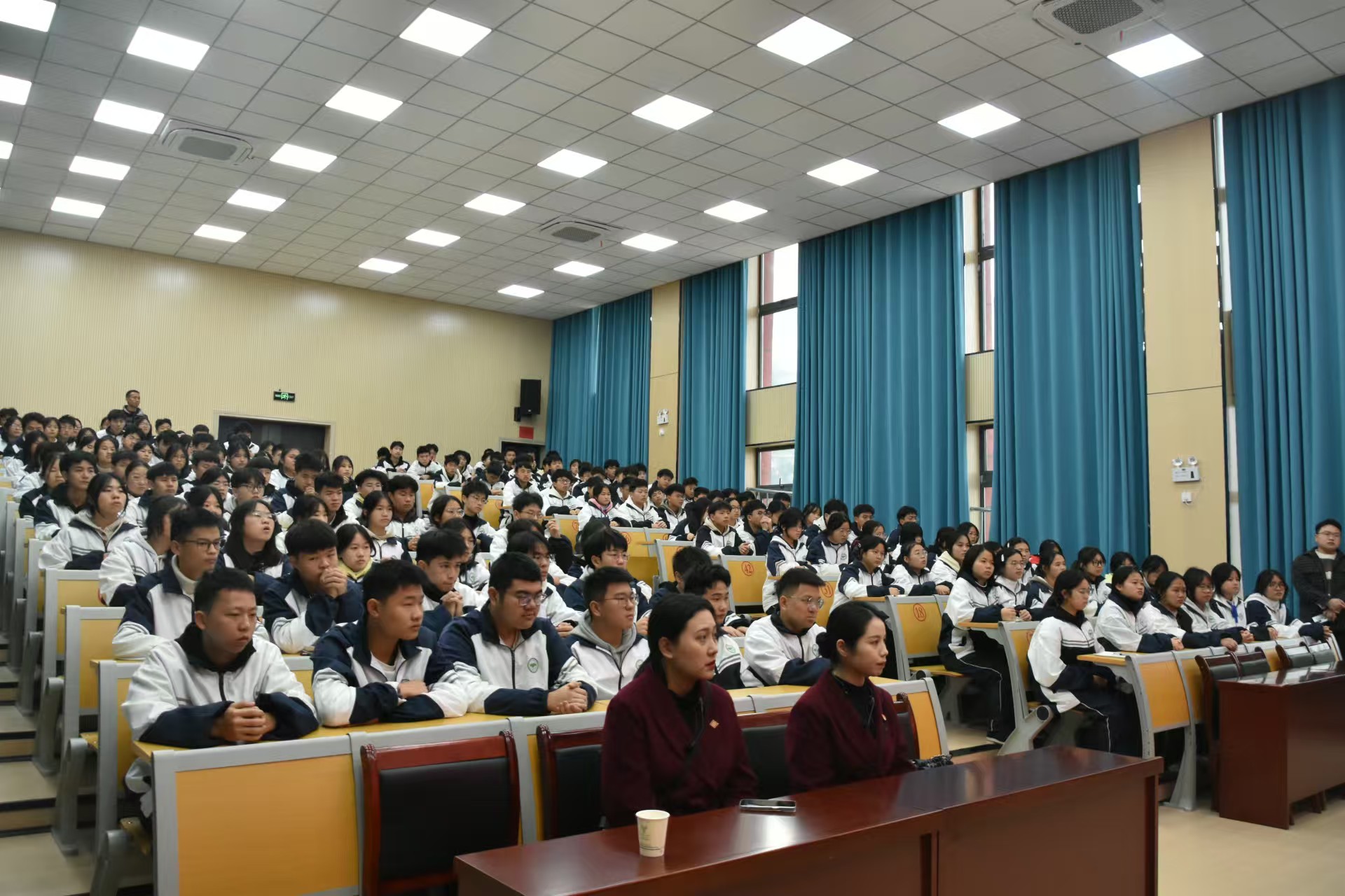 1733883317639988.jpg 1733883317639988.jpg