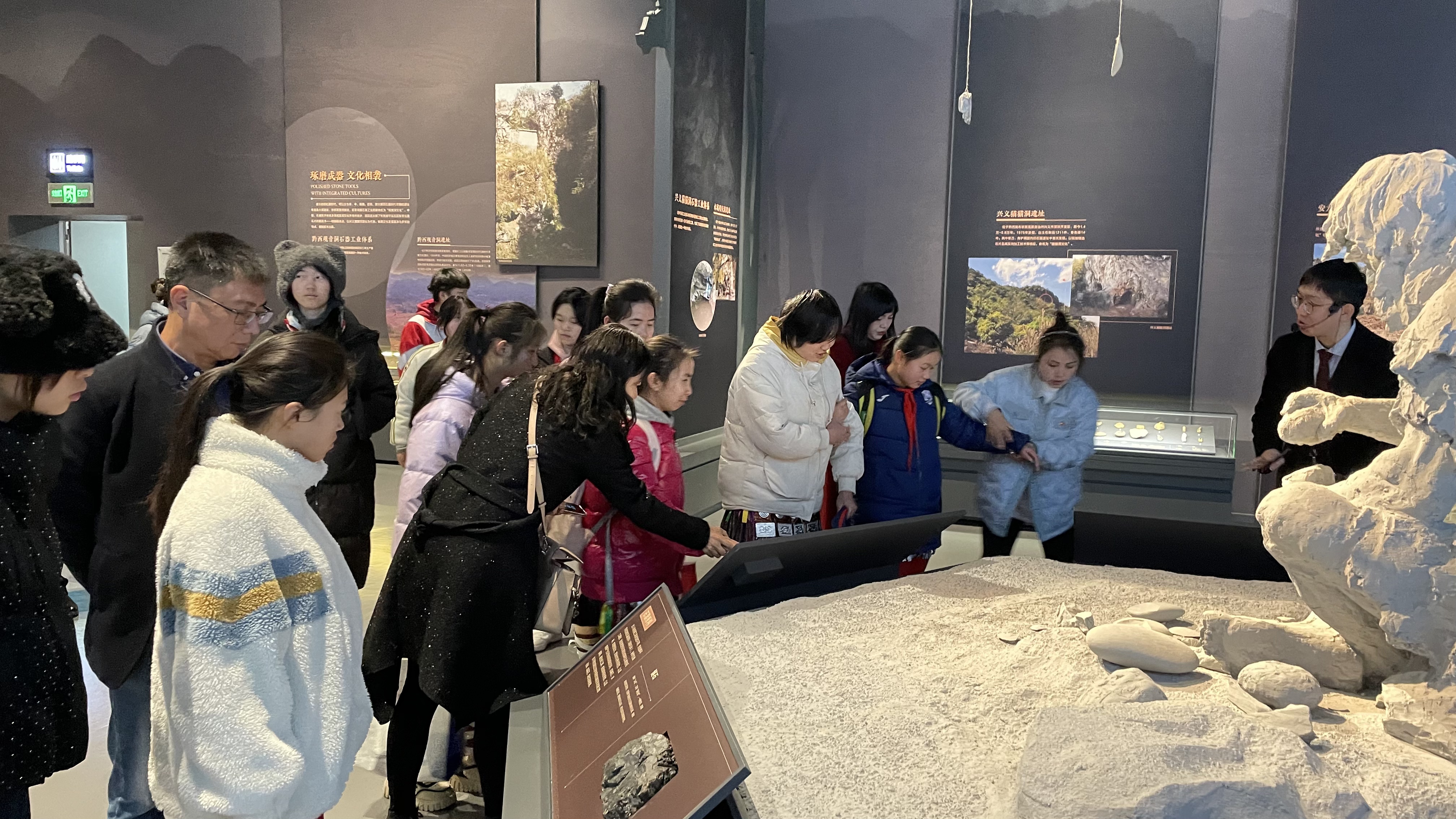 1736737043958211.jpg 1736737043958211.jpg